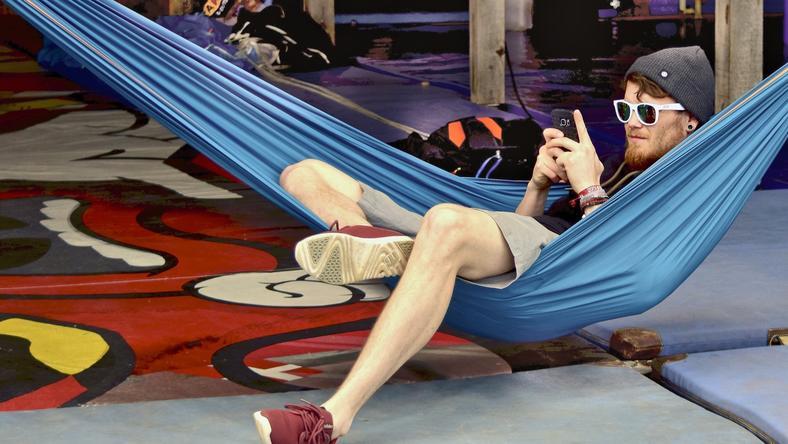 “围剿”抖音美国:一场Z世代、流量和社交平台的战事